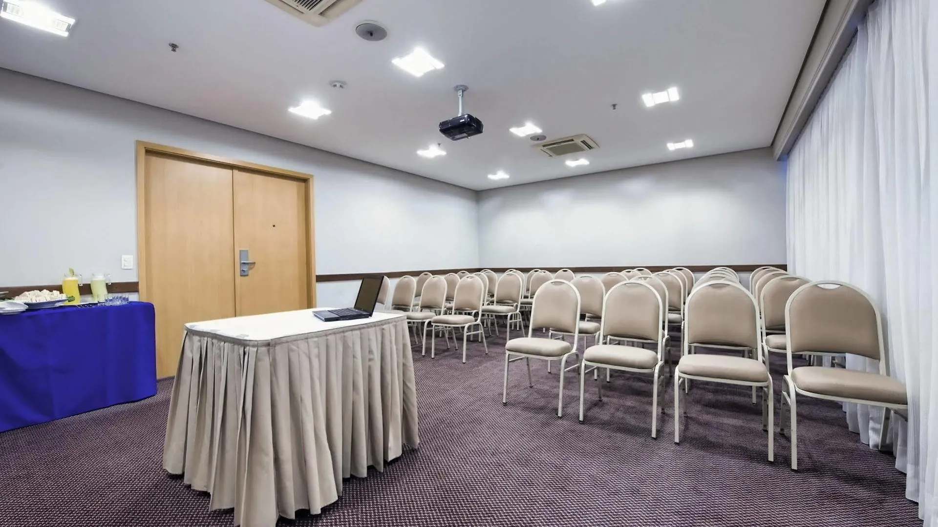 סאו פאולו Comfort Ibirapuera מלון סאו פאולו